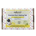 Duftvoks startpakke Jasmin & Ylang i pappeske. Inneholder voks, duft, flytende farge, silikonform og keramisk smelter.