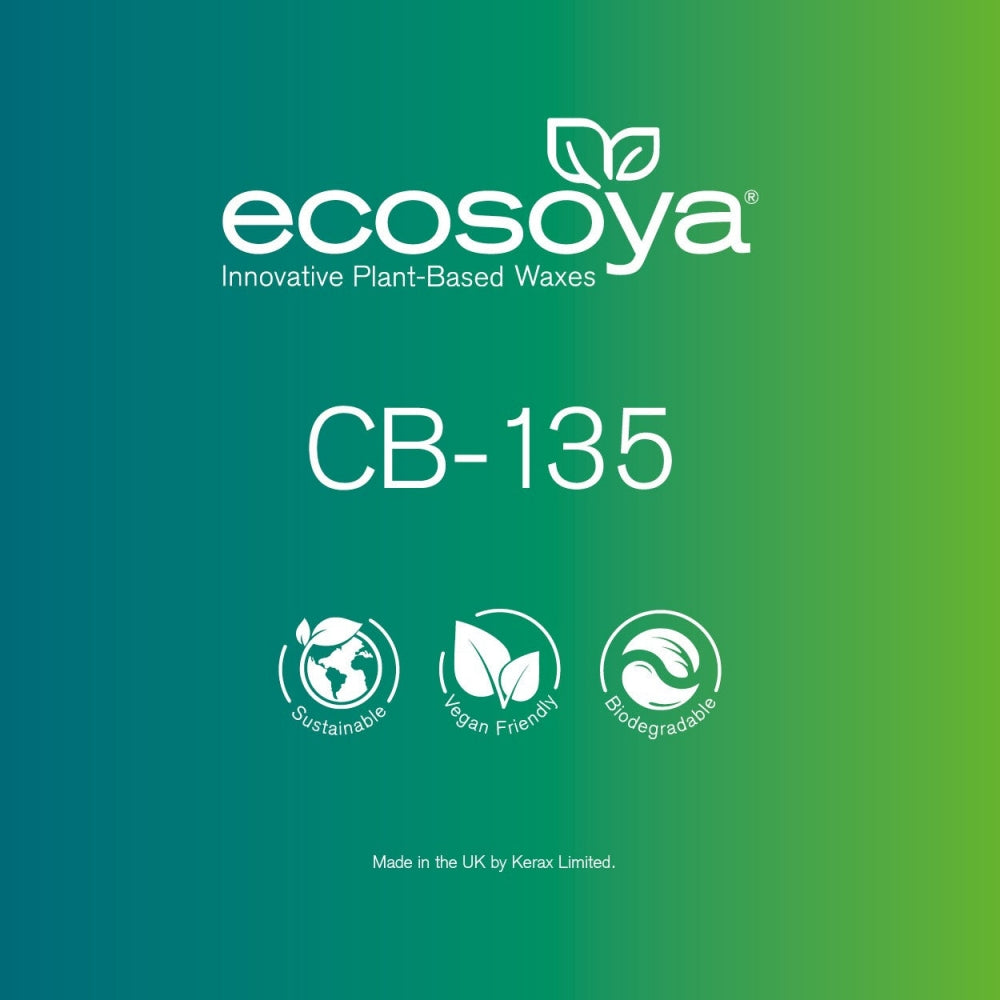 EcoSoya CB-135 soyavoks logo og tekst på grønn bakgrunn med bærekraft-, vegan- og biologisk nedbrytbar-ikoner
